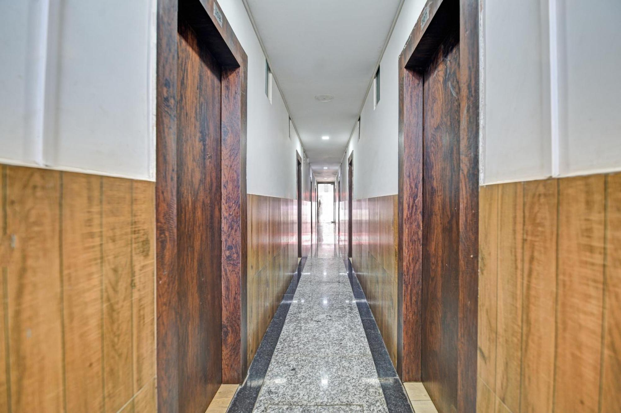 Hotel O Oxy Shivani Residency Ranchi Exterior foto
